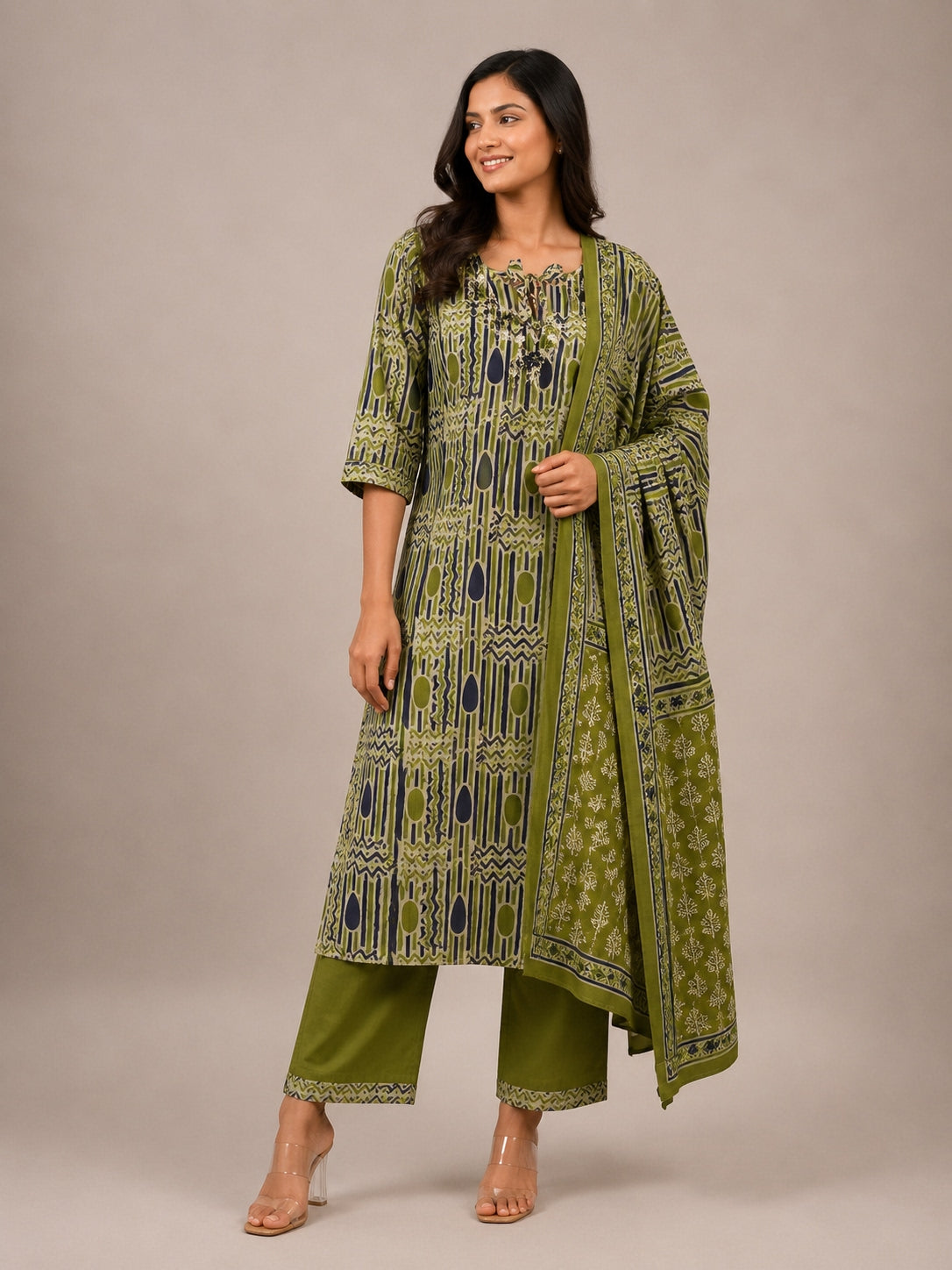 Aarohi Geometric Print Kurta Set