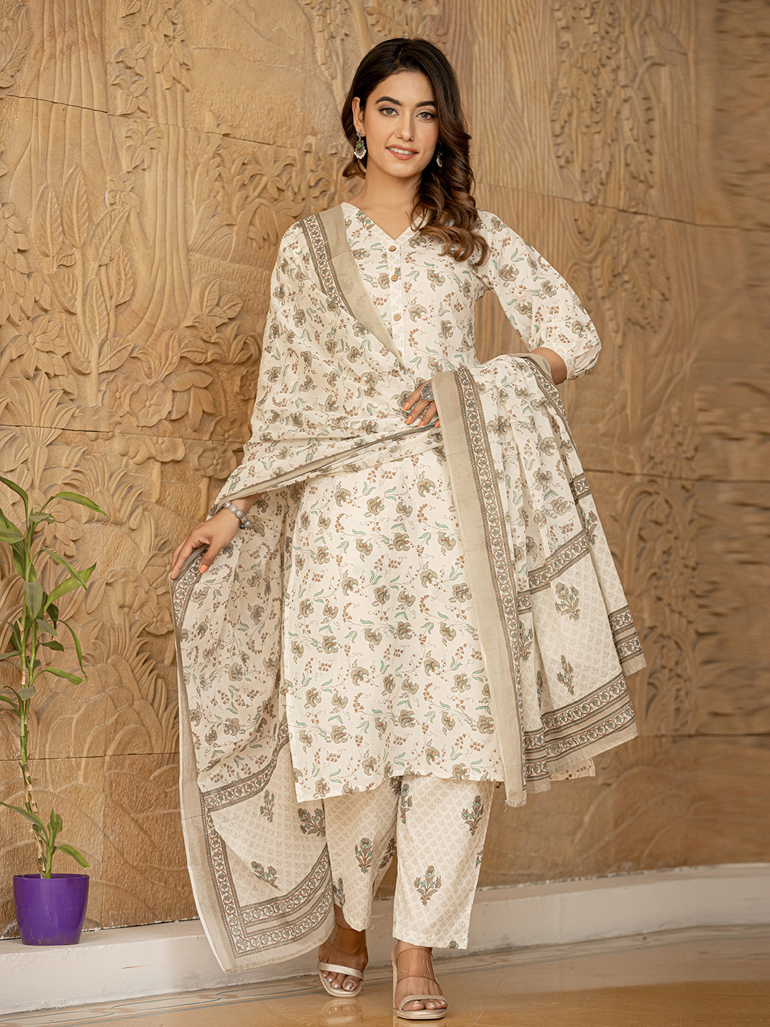 Off white -floral print kurta set