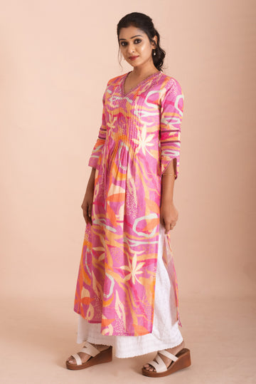 Vibrant Tropical Pink Printed Kurta