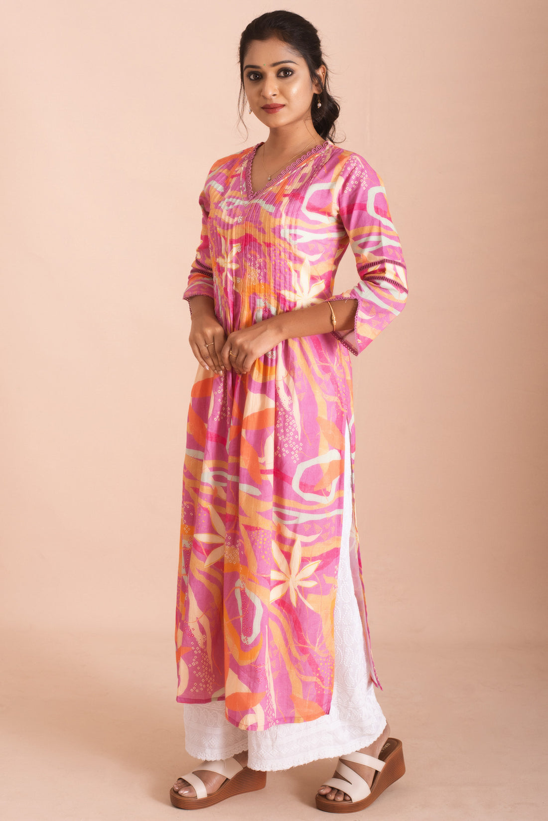 Vibrant Tropical Pink Printed Kurta