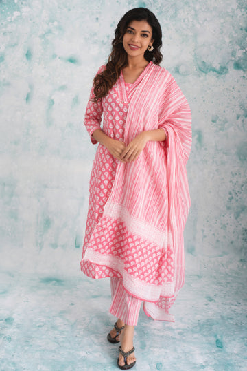 Brink Pink Oyster print Kurta set