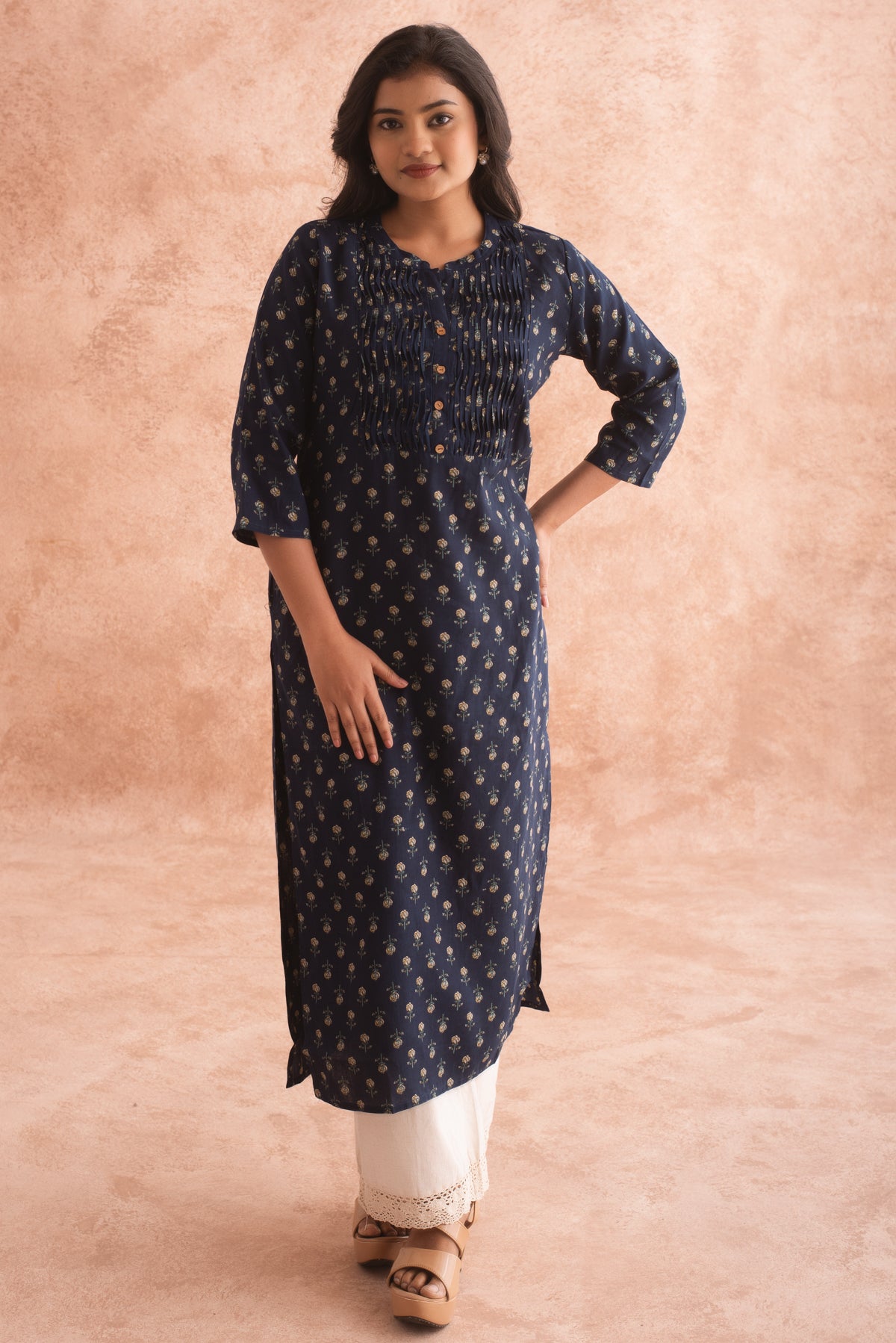 Shell-Embellished Tucked Front Panel Blue Printed Kurta