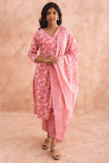 Peach Pink V neck Floral Kurta Set