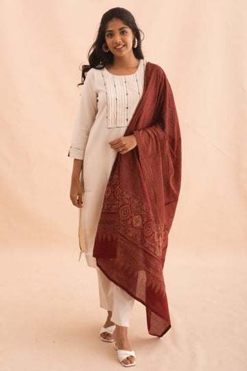 Polished Ivory Embroidered Kurti Set