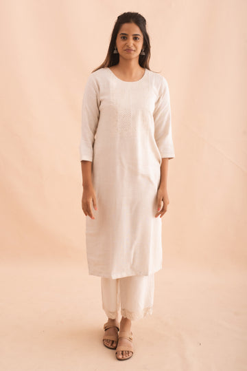 Casual White Jute Cotton Kurta With Panel Self Thread work