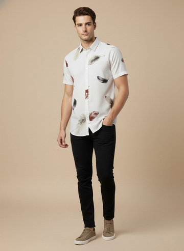 Men’s Feather Print Short-Sleeve Shirt