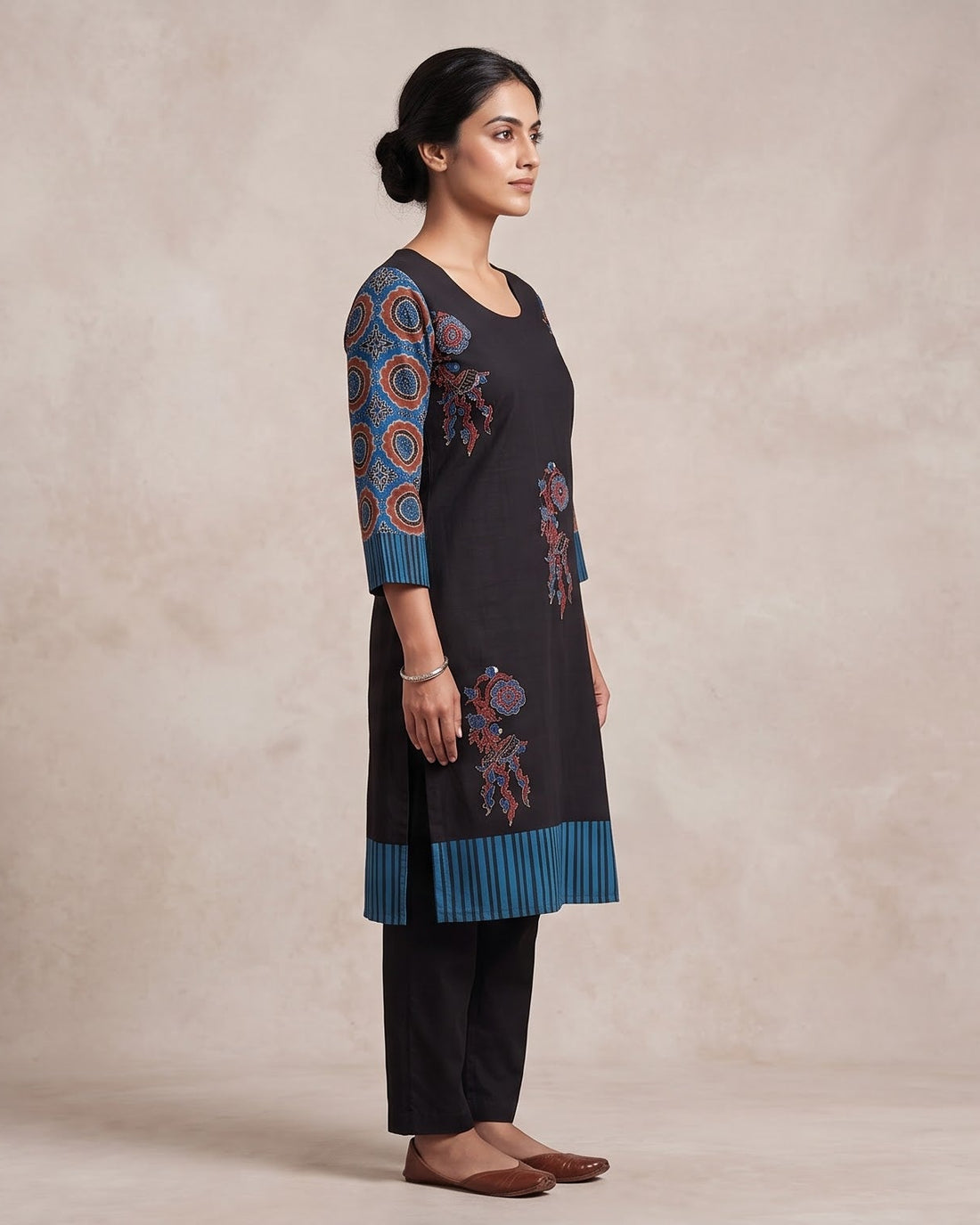 Black Kalamkari & Striped Border Straight Kurta – Top Only